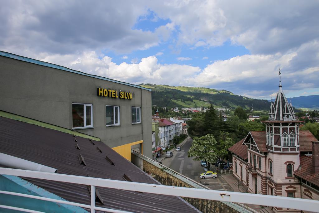 Hotel Silva Vatra Dornei Bagian luar foto