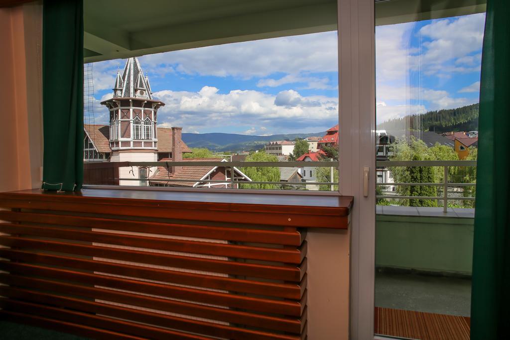 Hotel Silva Vatra Dornei Bagian luar foto